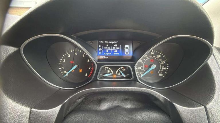 2015 Ford Focus 1.0 EcoBoost Zetec 5dr HATCHBACK PETROL Manual