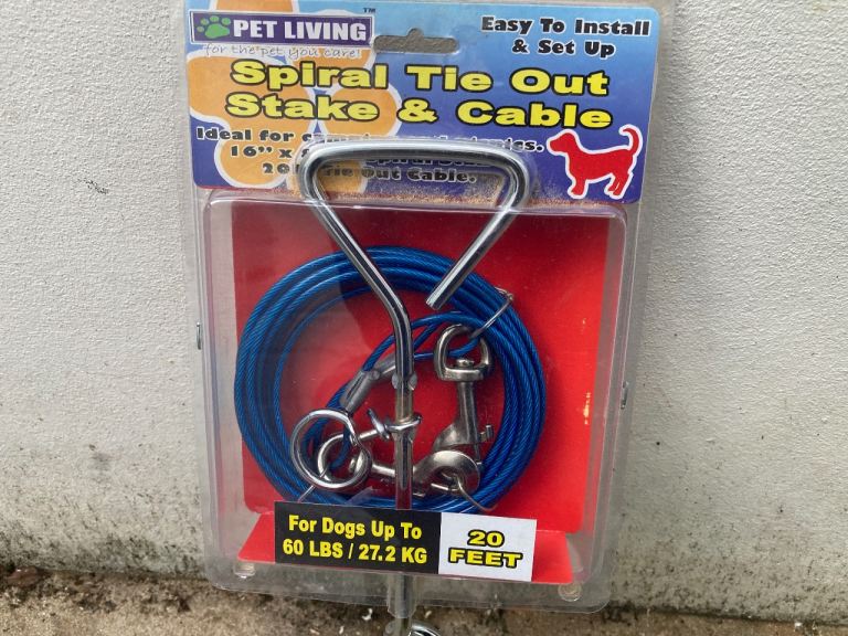 Spiral tie out stake & cable