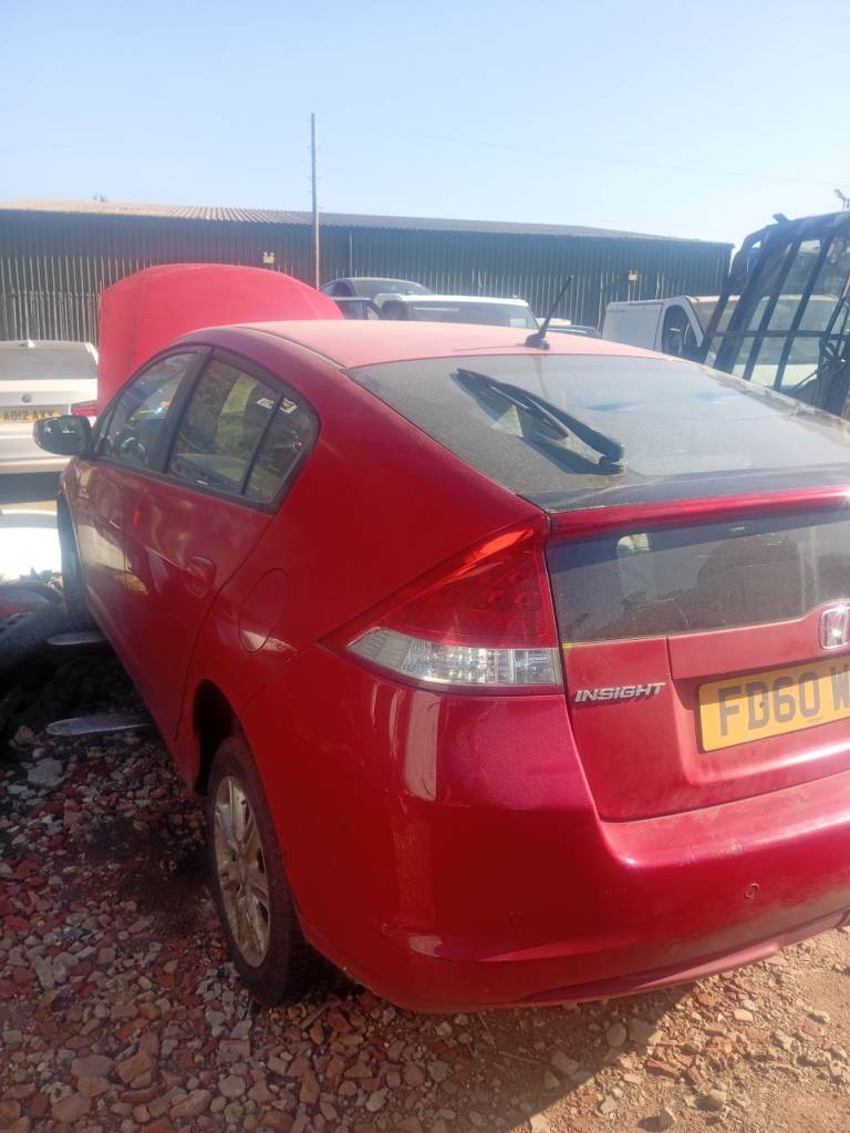 BREAKING Honda insight hybrid 2010
