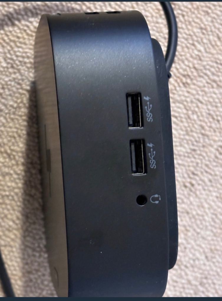 HP G5 Docking Station – Like New Condition