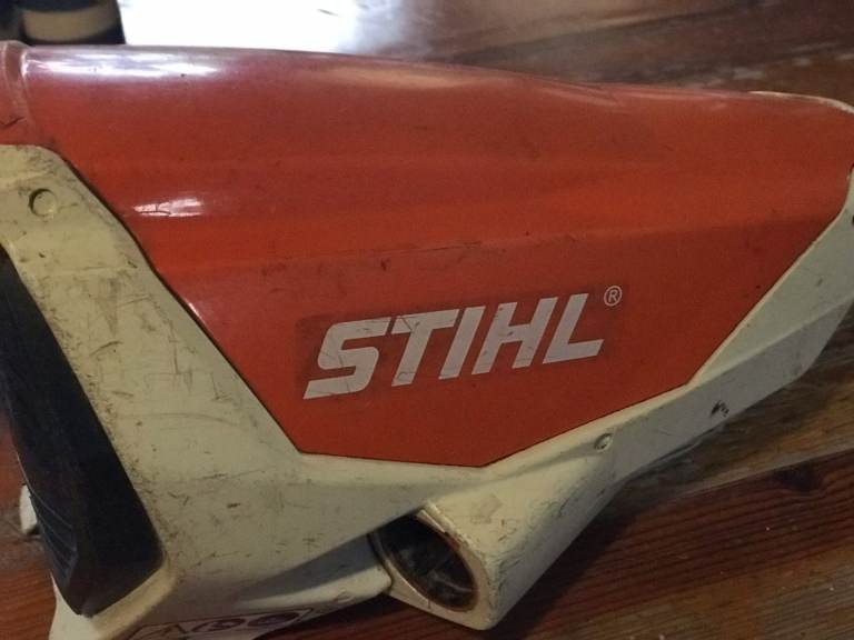 Stihl KMA 130R Kombi Unit ( Body Only) -SPARES AND REPAIRS  - Reasonable offers considered
