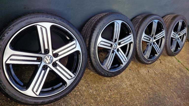 Genuine Volkswagen Golf R Cadiz Alloy Wheels GTI GTD GTE Caddy 5G0601025DQ
