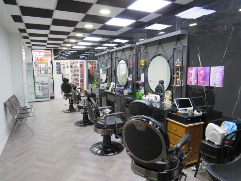 Class E/A1/A2 ground floor retail/office space in Hounslow High Street TW3 1NA