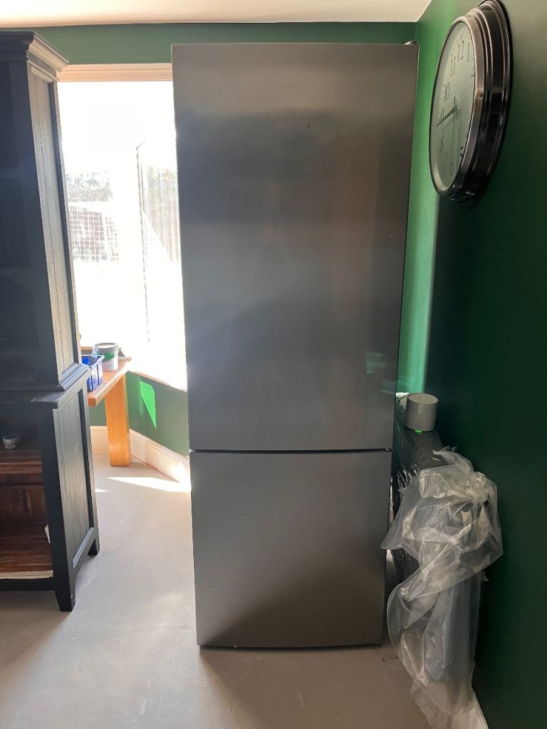 3 Year Old Bosch Fridge Freezer 