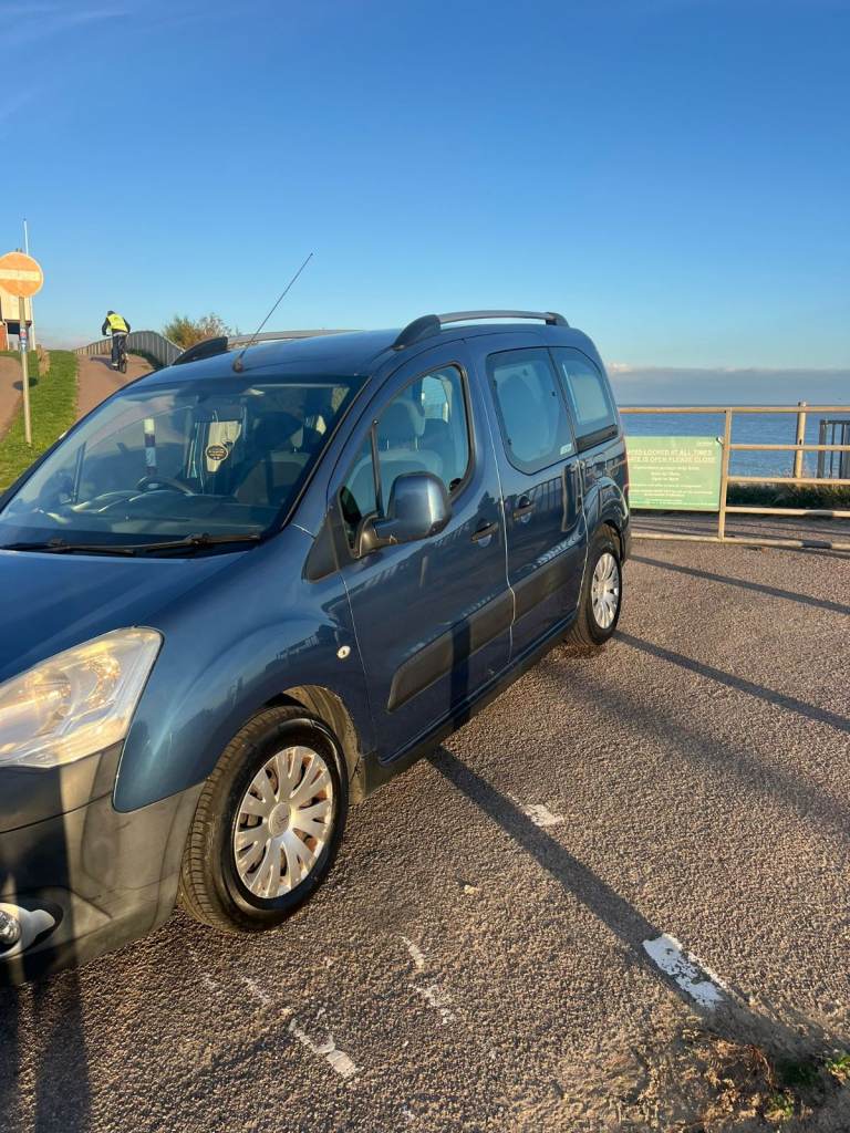 Citroen, BERLINGO MULTISPACE, MPV, 2012, Semi-Auto, 1560 (cc), 5 doors