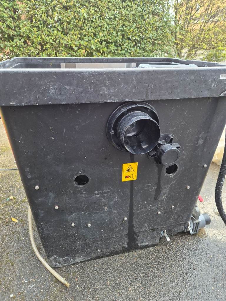 OASE compact M combi Drum filter , Pump fed