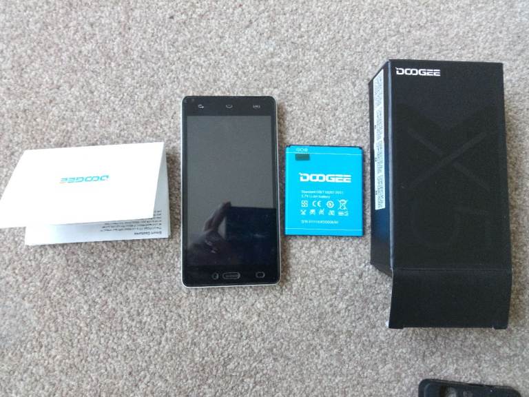 Doogee X5 Pro White Unlocked Dual Sim mobile phone only £18 or best offer