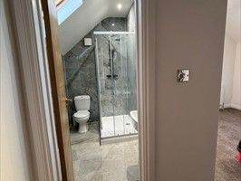 Room For Sharing in a family Home(Female Preferred)-SS9