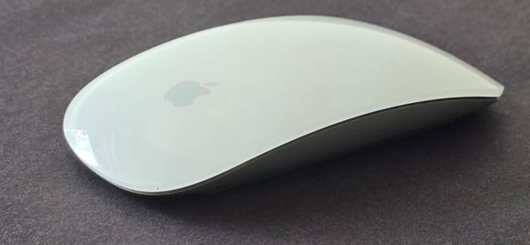 Apple Wireless Magic Mouse Model A1296 Bluetooth - in excellent working order.
