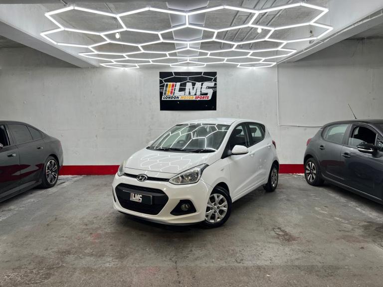 2016 Hyundai i10 1.0 SE 5dr HATCHBACK Petrol Manual