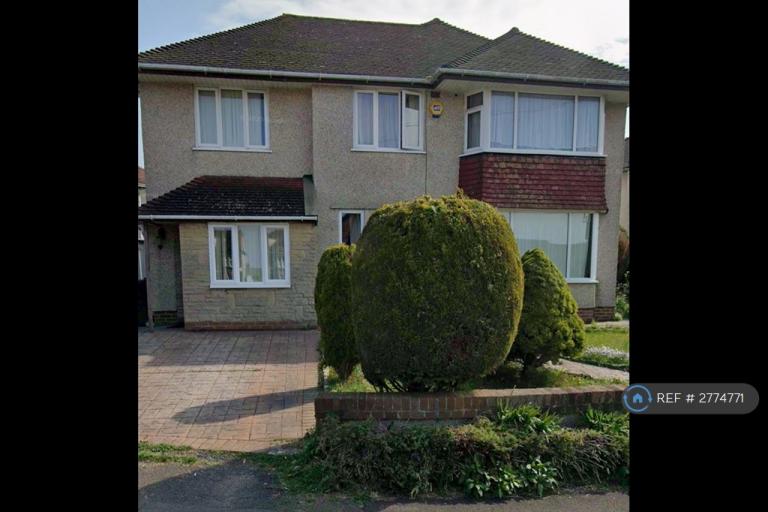 6 bedroom house in Elm Park, Bristol, BS34 (6 bed) (#2774771)