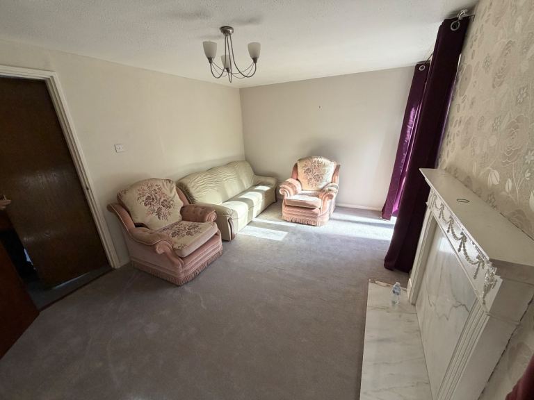 3 bedroom semi detached house for rent