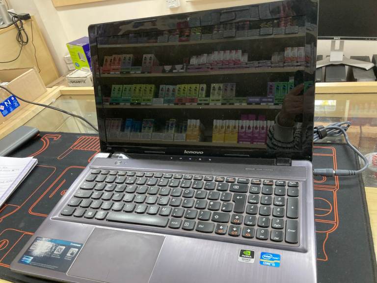 LENOVO IDEAPAD Z580 LAPTOP i5 UNTESTED SPARES NO H/D OR PSU