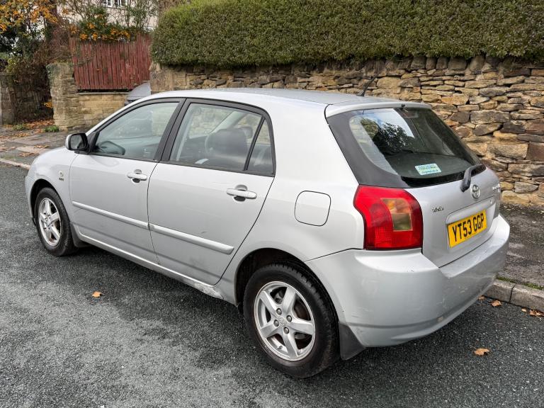 2003 Toyota Corolla VVT-I PETROL MANUAL 5 DOORS HATCHBACK SILVER HATCHBACK Petrol Manual