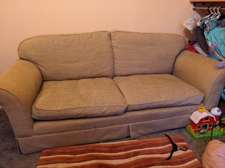 Sofa - 2 seater - FREE