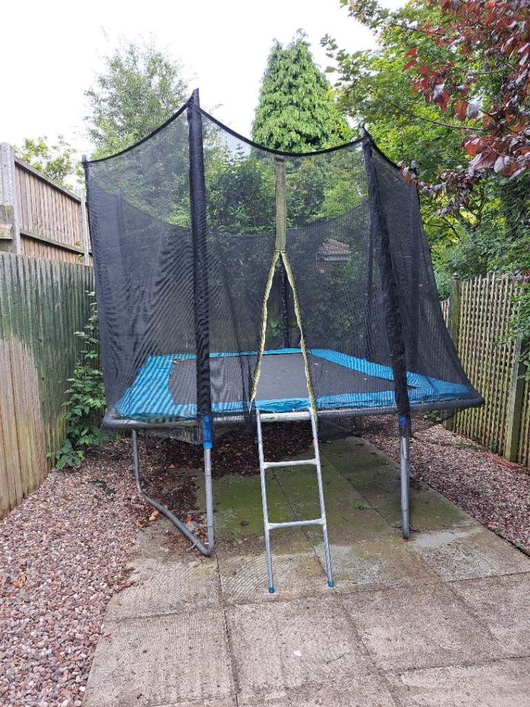 Trampoline 