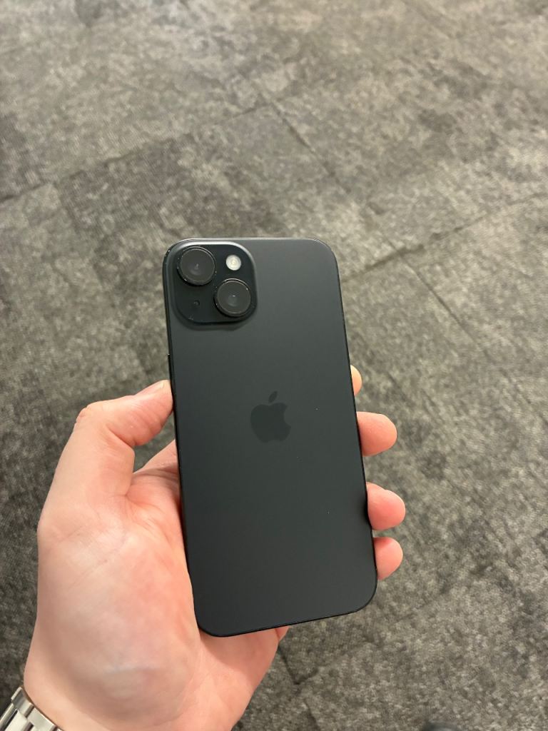 iPhone 15 128gb