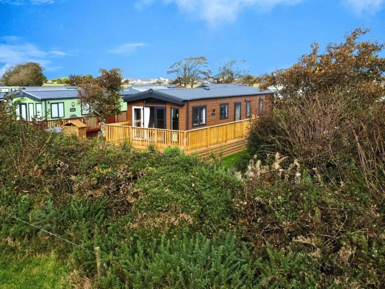 THE HEARTWOOD SUPER in Cumbria  - Lodge / Caravan 