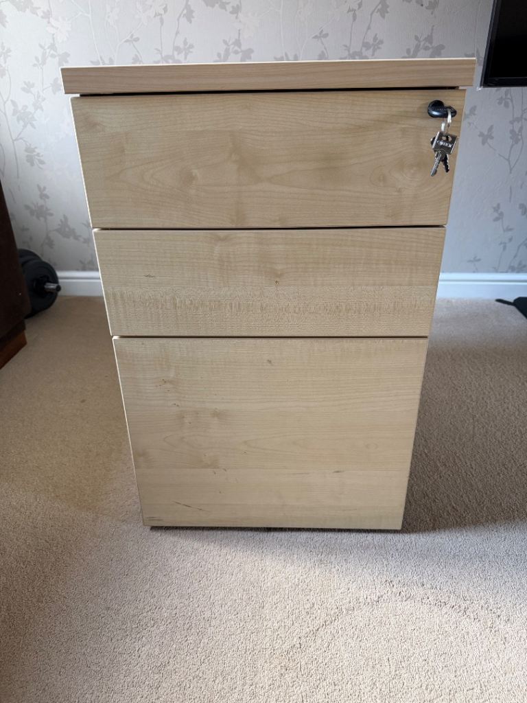 Light Wood Effect 3-Drawer Filing Cabinet with Lock