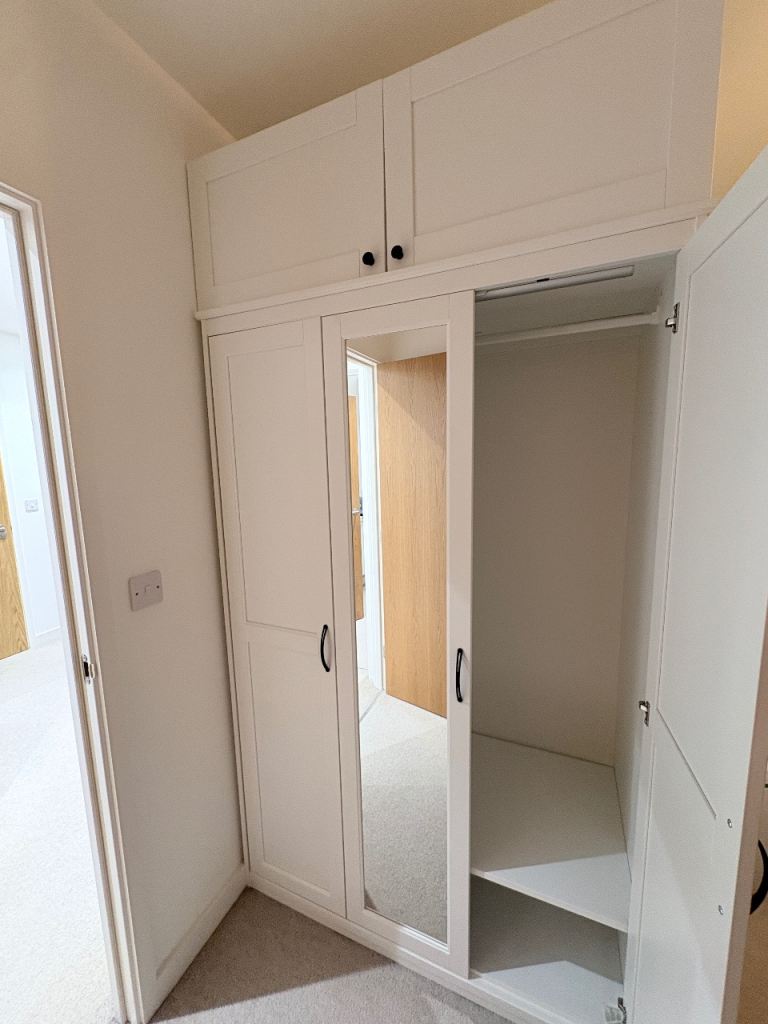 IKEA SONGESAND WARDROBE