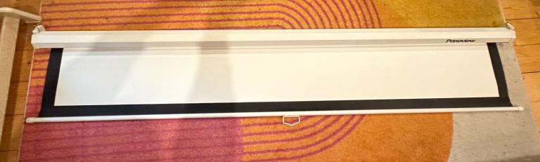Optoma 80” Pull Down Projector Screen – DS-9092PMS – Home Cinema