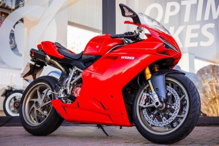Ducati 1198S AKRO SYSTEM ! INCREDIBLE CONDITION