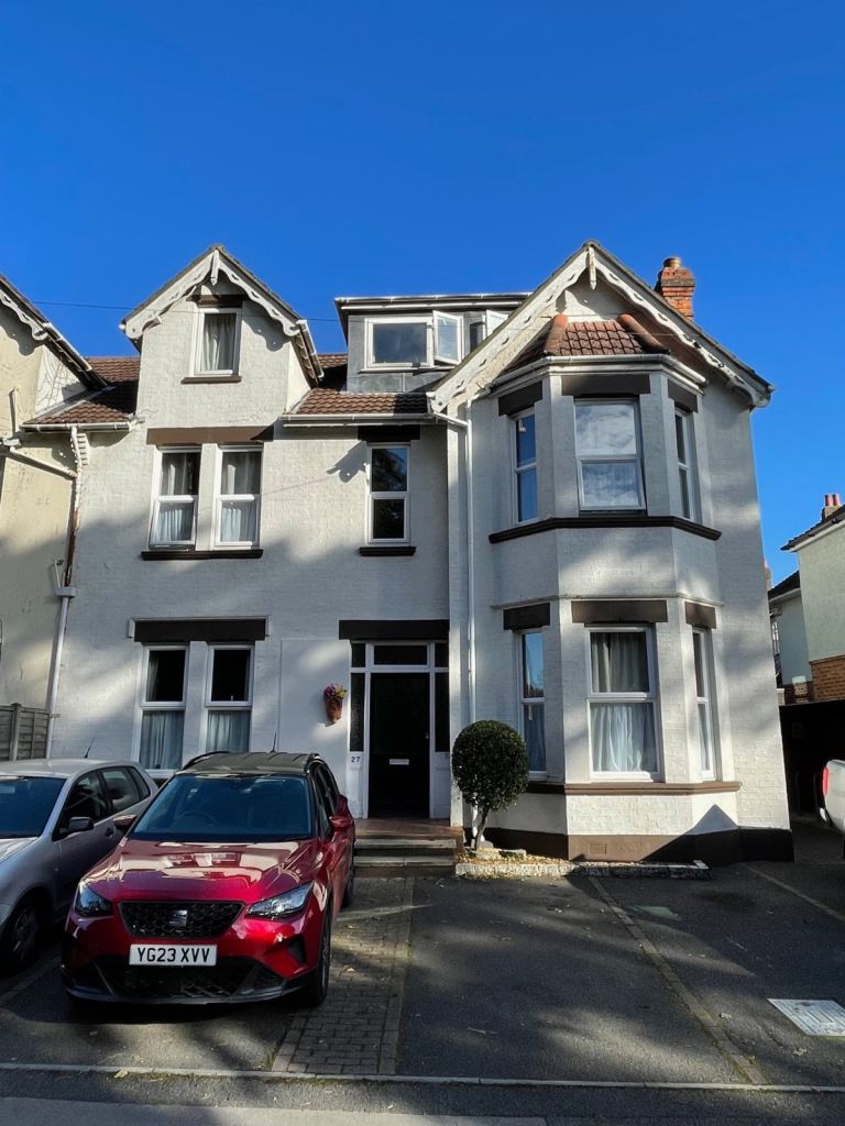 Lovely Double Room to Rent in Friendly Shared House in bournemouth