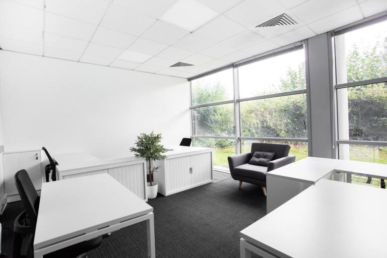 Chester - CH4 9QR \ Move-In Ready Office Space with 3 Workstations