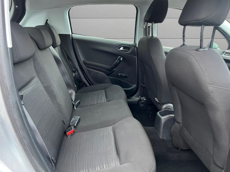 2012 Peugeot 208 1.4 HDi Access+ 5dr HATCHBACK Diesel Manual