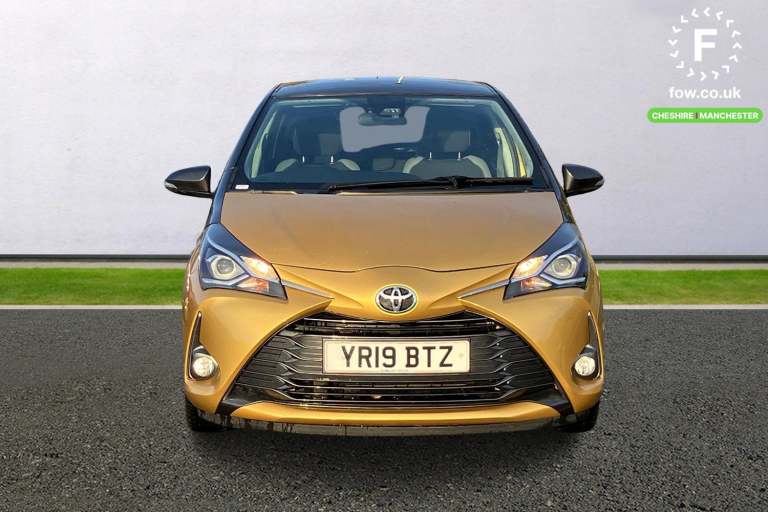 2019 Toyota Yaris 1.5 VVT-i Y20 5dr [Bi-tone] Hatchback PETROL/ELECTRIC Manual
