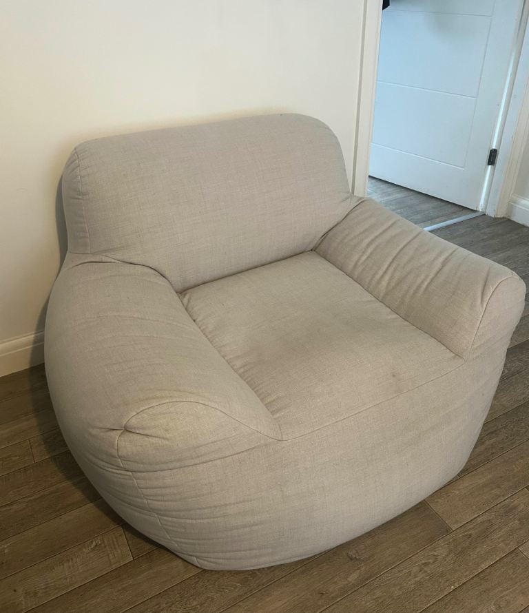Loaf Armchair 