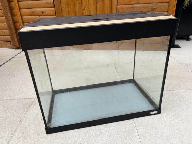 Fluval Roma 90 Aquarium Tank with Filter, Thermostat, LED Lights & Accessories