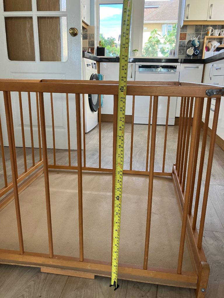 Playpen wooden vintage