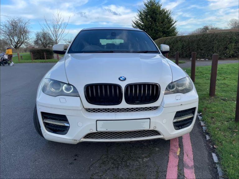 BMW, X6, Coupe, 2013, Semi-Auto, 2993 (cc), 4 doors