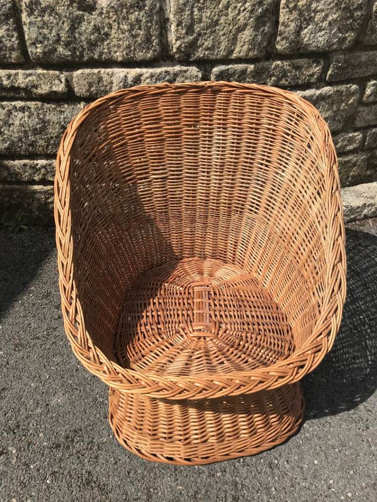 Vintage cane Wicker tub chair