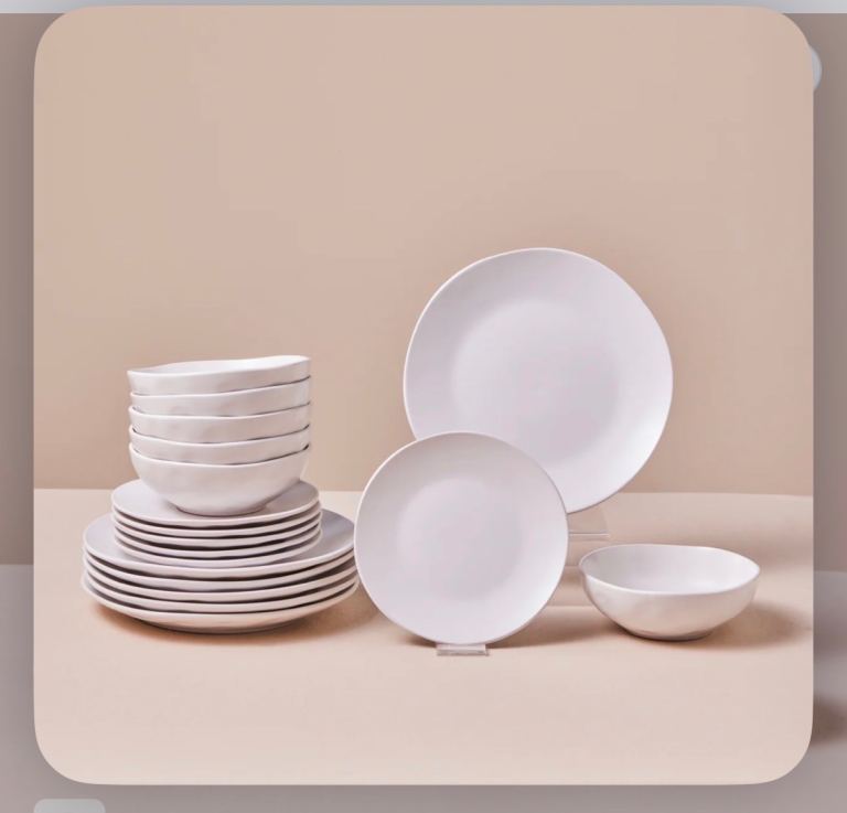 Karaca 18-Piece Stoneware Dinner Set for 6 People, White