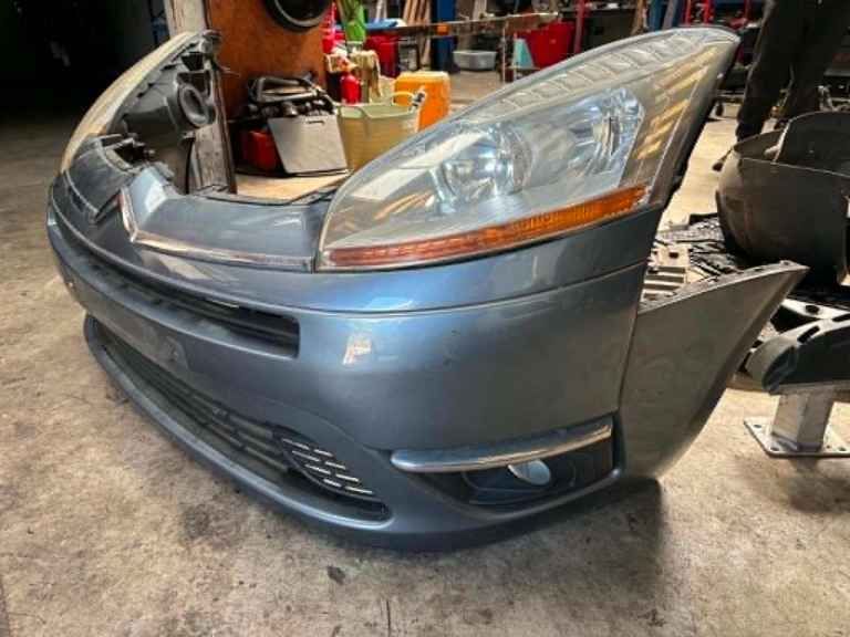 Front Bumper For Citroen C4 Picasso 07' 1.6 hdi Semi-Auto  Breaking/Parts.