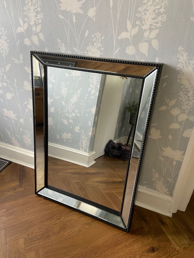 Lovely mirror 