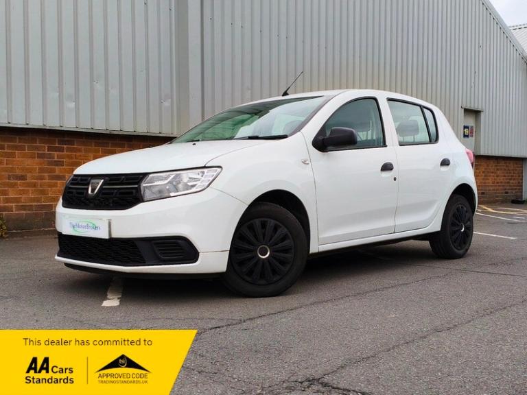 Dacia Sandero ESSENTIAL SCE