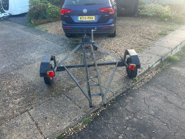 Motorbike trailer