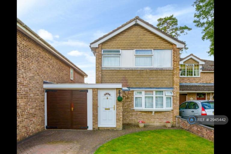 3 bedroom house in Plover Close, Southampton, SO16 (3 bed) (#2945442)