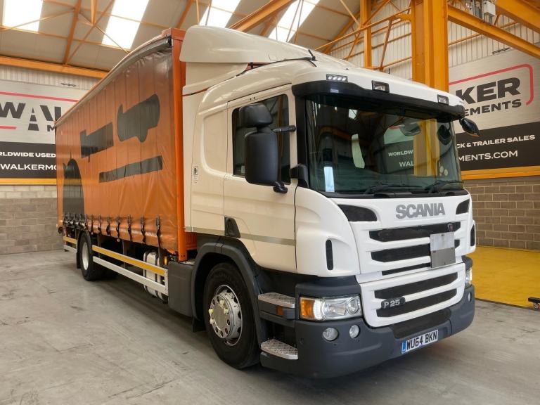SCANIA P250 *EURO 6* 18 TONNE 4X2 CURTAINSIDER - 2014 - WU64 BKN