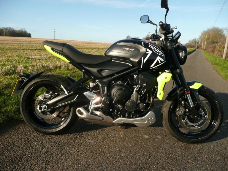 2024 Triumph Trident 660 ABS 1702 miles! Part ex / Credit/debit cards welcome.