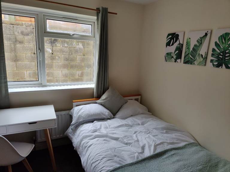 Affordable Furnished Room Near Town Centre