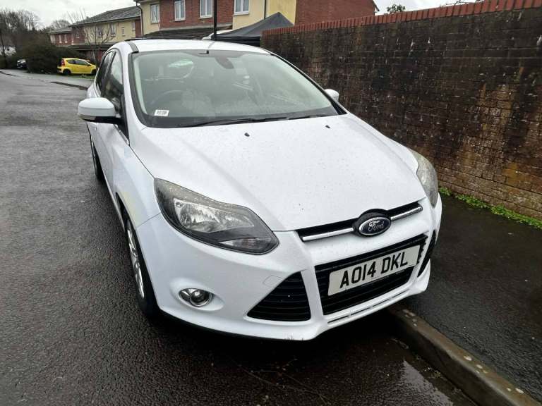 Ford, FOCUS, Hatchback, 2014, Manual, 998 (cc), 5 doors