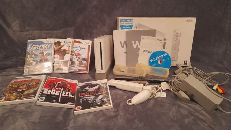 Nintendo Wii + games