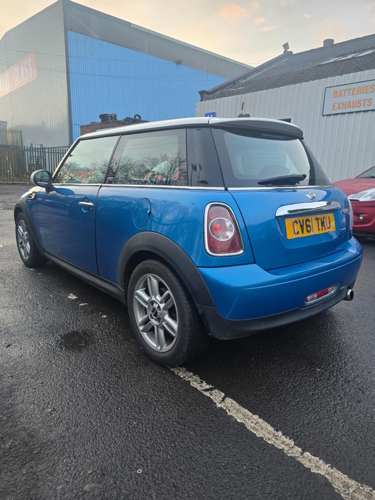 2011 MINI Hatch 1.6 Cooper D Pimlico 3dr HATCHBACK Diesel Manual