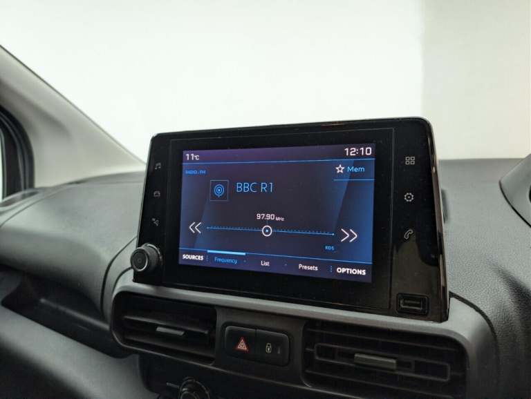 2021 Peugeot Partner 1.5 1.5 BlueHDi 1000 Professional Premium Standard Panel Van 5dr Diesel Man ...