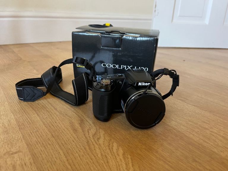 Nikon COOLPIX L120 Digital Camera – Black, Good Condition