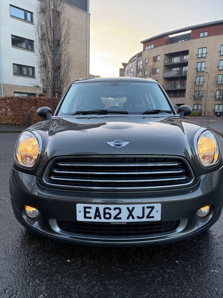  Mini Countryman 1.6 automatic auto (unlike Volkswagen Golf and bmw 1 series )